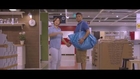 Ikea parodie les couloirs de Shining pour Halloween